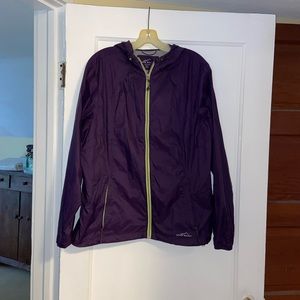 Eddie Bauer plum women’s wind breaker